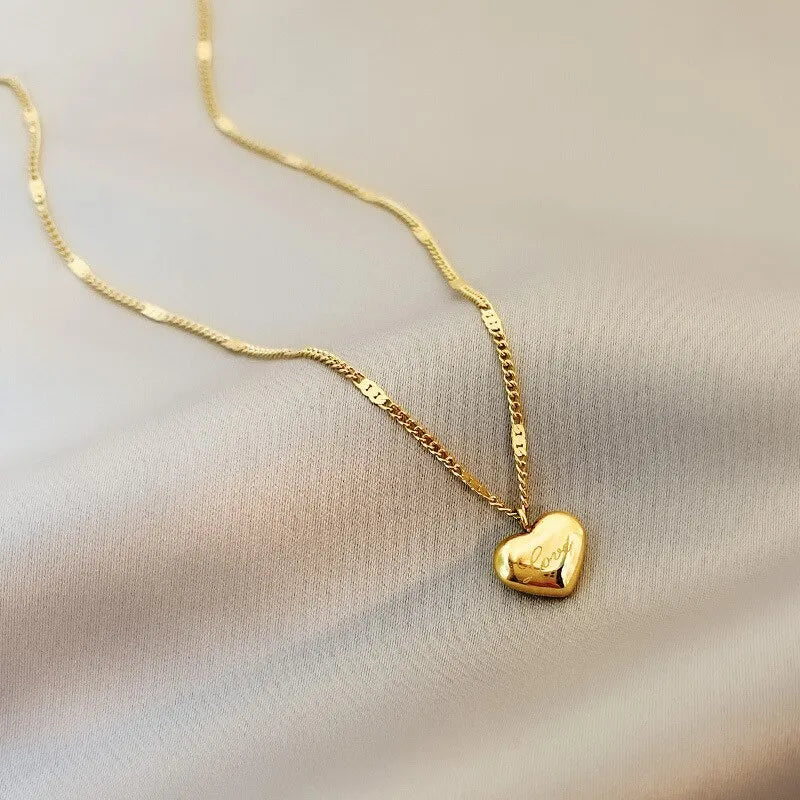 Sweet Love: Gold Heart Necklace