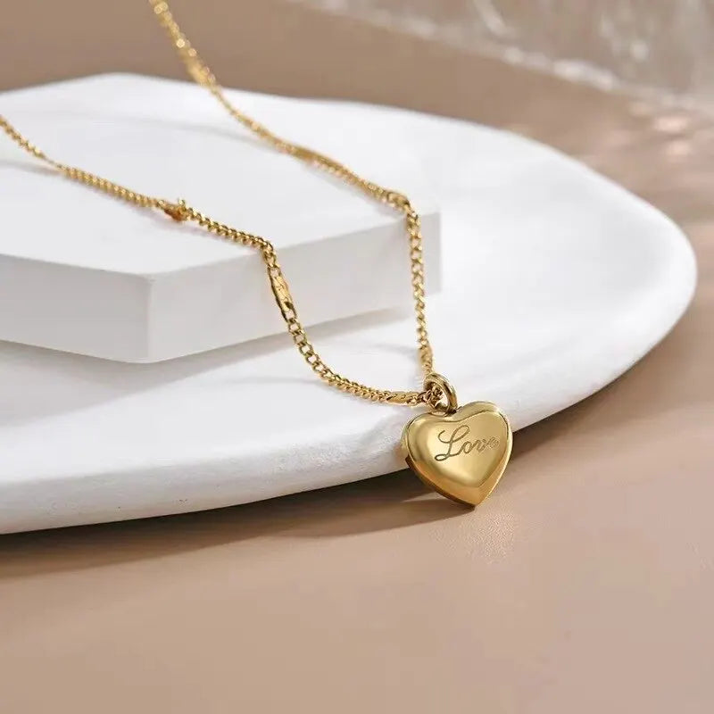 Sweet Love: Gold Heart Necklace