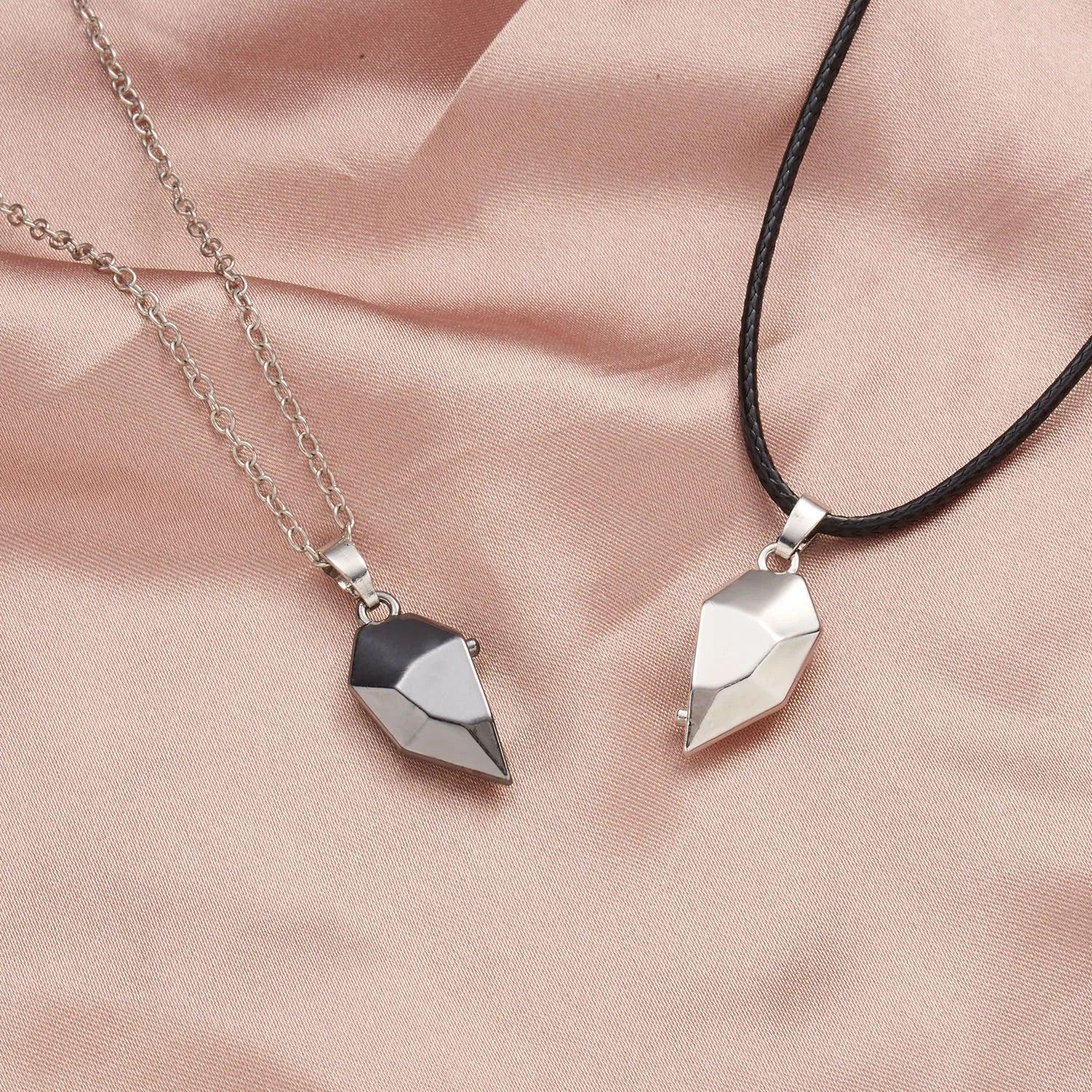 2Pcs Magnetic Heart Couple Necklace