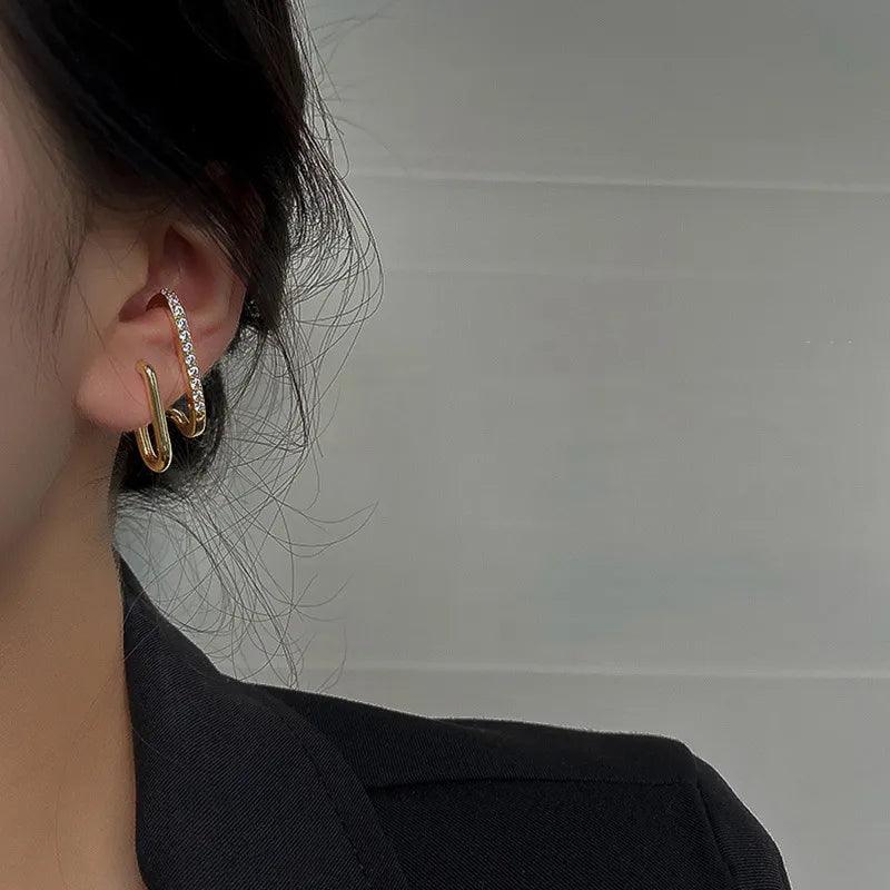 Luxury Claw Stud Gold Earrings